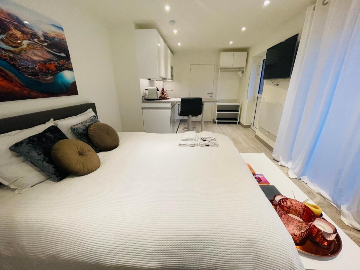 Prachtig Guesthouse Met Gratis Parkeren Maasmechelen Dış mekan fotoğraf