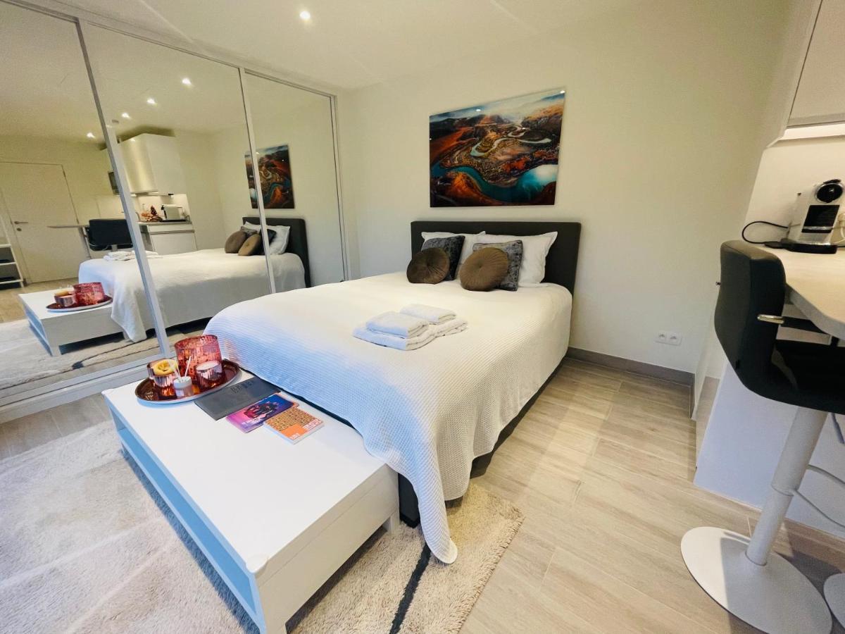 Prachtig Guesthouse Met Gratis Parkeren Maasmechelen Dış mekan fotoğraf